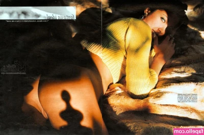 Helen Ganzarolli [ helen-ganzarolli ] - Sun is not the only thing out in this pic