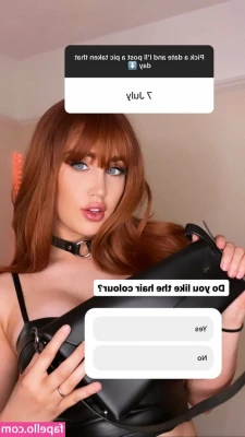Taylor Ryan [ taylor-ryan-1 ] - doing another yoga stream tn on my backup tiktok  decayingpeachbackup