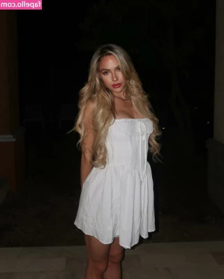 Maxxine Dupri [ maxxine-dupri ] - You see me walking outside at night and I do this… what is your