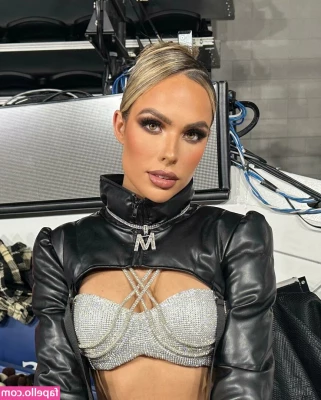 Maxxine Dupri [ maxxine-dupri ] - Cuando me muevo así es que ando bien cachonda 🥵🥵🥵