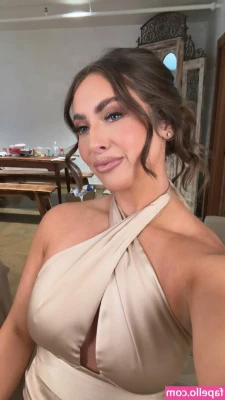 Christina Desiderio [ christina-desiderio ] - Bored and naked🙄