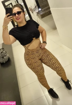 gabrielaguimaraes01 - Locker room