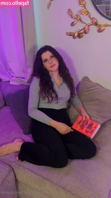 Arabell [ arabell-4 ] - Q: I can’t stay off your blog at work haha I can’t seem to stop