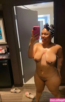 DaJuicyDoll - I m available all day