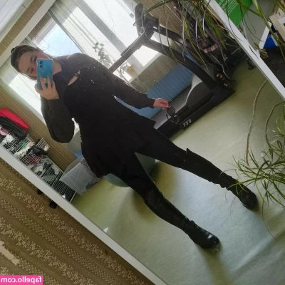 Elairida - Cock rating  15   Tip me  15 and send me a picture of your rock hard