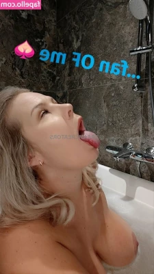 dreamcreators - And some thotty pics I took 20 minutes ago