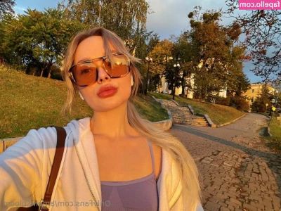 amelie.bloom [ amelie-bloom ] - Dig into my hole  shove every inch of that long cock inside  and I