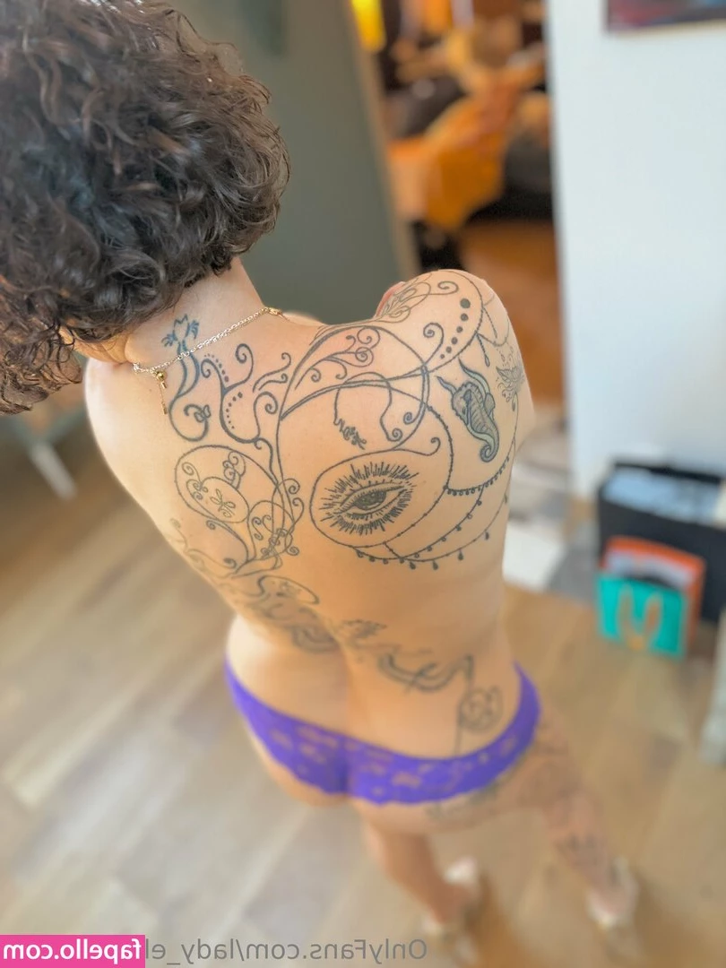 lady_elixir_official [ lady-elixir-official ] - Vienes o voy?