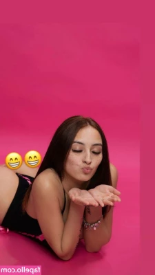 Madridd - I get wet when I post my bussy here 😅