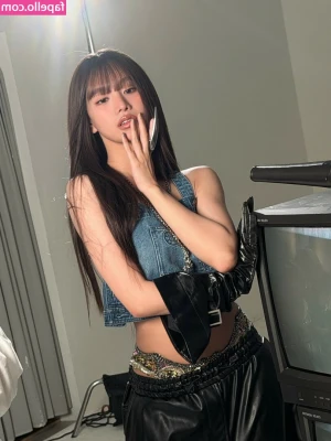 KissLife - This is my personal sissy Destiny. I know her for Eight Years now.