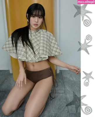 KissLife - ✨Would you start in the front or the back to bury your face in it?