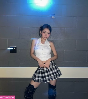 KissLife - Wanna watch me and @gab_versa18 fuck. Simply tip this post $20 and