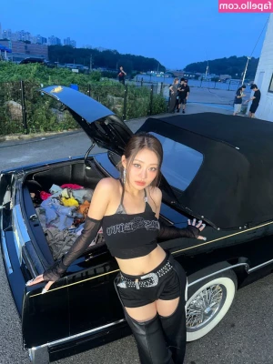 KissLife - Taking custom video requests now Dm me for more info