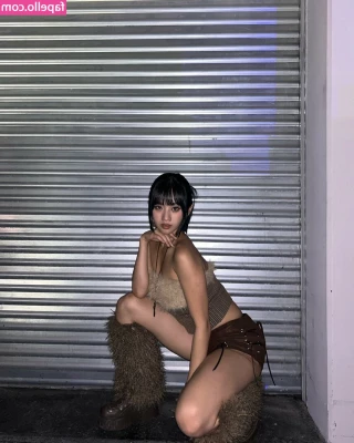KissLife - Licking this toy like I would your cock   xoxo
