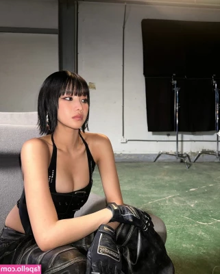 KissLife - rip it off or lift it up