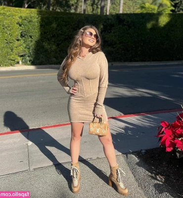 Chanel West Coast [ chanel-west-coast ] - Knee high stocking striptease where I end up barefoot and rub my feet
