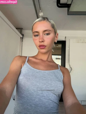 Iris Law [ iris-law ] - Time to shine 😍✨