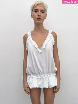 Iris Law [ iris-law ] - 💦My juicy pussy