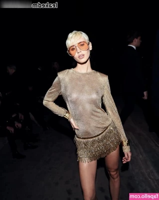 Iris Law [ iris-law ] - I’ll be putting up more and more videos soon ❤️