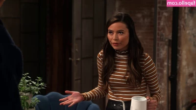Miranda Cosgrove [ miranda-cosgrove ] - Sample of yesterday s live stream    We never charge extra for live