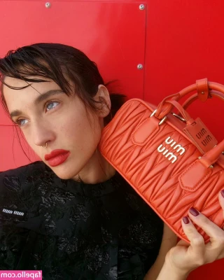 Maria Pedraza [ maria-pedraza ] - Stream started at 07/22/2023 03:19 pm