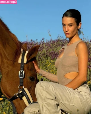 Maria Pedraza [ maria-pedraza ] - My 🍒 are like the VIP tickets to your heart ❤️😘