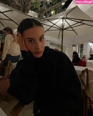 Maria Pedraza [ maria-pedraza ] - You love this view!!