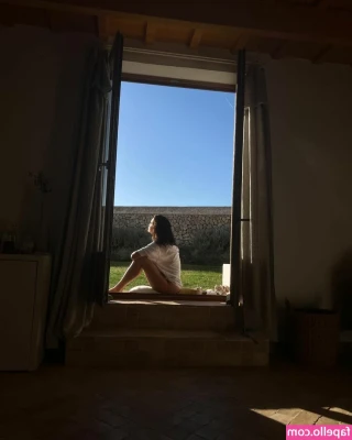 Maria Pedraza [ maria-pedraza ] - Lmao