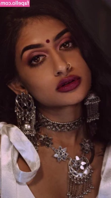 Mira Patel [ mira-patel-1 ] - Just a quick first pic to get something on my page  Follow me on my