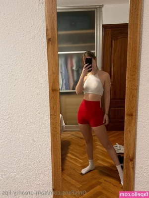 sam-dreamy-lips - Pretending like I know anything about "yoga"