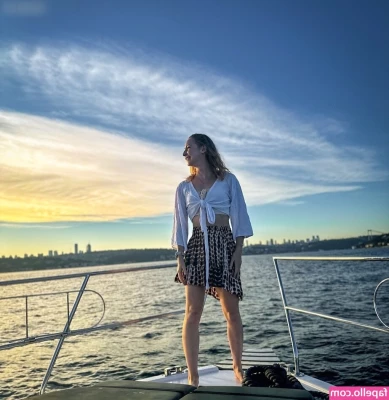 schokolove_ [ schokolove ] - Late post today but I hope you like it  Sneaking around to masturbate