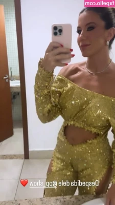 Barbara Coelho [ barbara-coelho ] - Where are my belly lovers  I love showing off every part of me