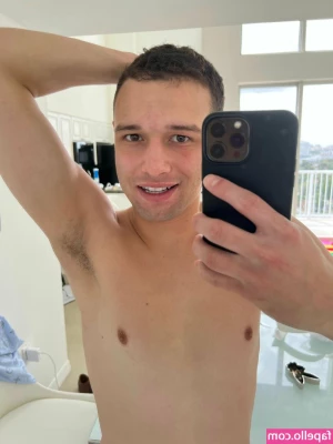 johnnylovesu - Tittiesssss