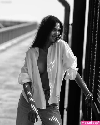 Alina Peter [ alina-peter ] - On or off? ☺️