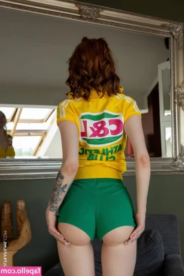 Agelina_summer [ agelina-summer ] - This gives me hot college girl next door is super naughty vibes.