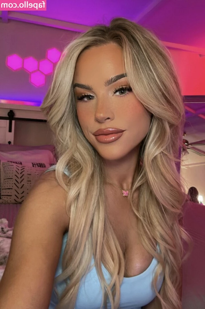 ryyleighx3 - kitty s waiting for you