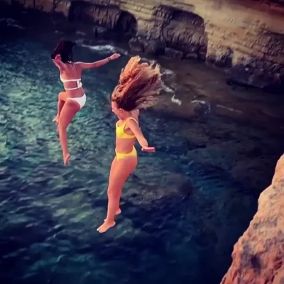  [ marie-avgeropoulos ] - it s my birthday in 5 weeks   and I need a new dress   everyone that