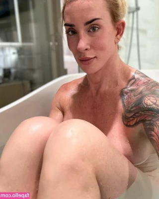 Gabbi Tuft [ gabbi-tuft ] - I would love you to suck on these 👅