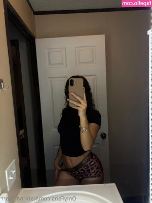 Kabrina Starr [ kabrina-starr-3 ] - It's time for me to turn to face😋 😛 you because you've already