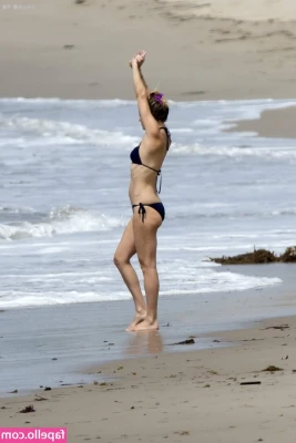 Kate Hudson [ kate-hudson ] - 💦 It’s pouring outside! Sexting and Filming all day 💦 