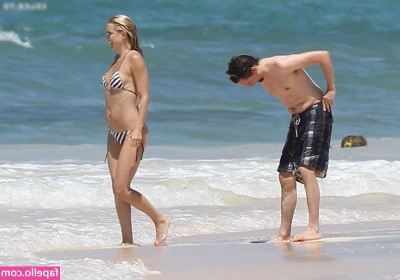 Kate Hudson [ kate-hudson ] - You deserve nothing more than being treated like a dog 🐶