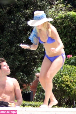 Kate Hudson [ kate-hudson ] - Love when @yoncesgatorade shows off for Daddy 😈