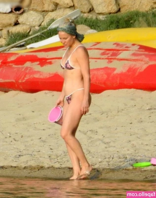 Kate Hudson [ kate-hudson ] - I JUST DID A NAUGHTY NAUGHTY VIDEO LAST NIGHT 🤫 CHECK YOUR