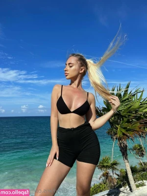 lolaa_fans [ lolaa-fans ] - mimiraveen she has a huge secret for you   want to know it right now 