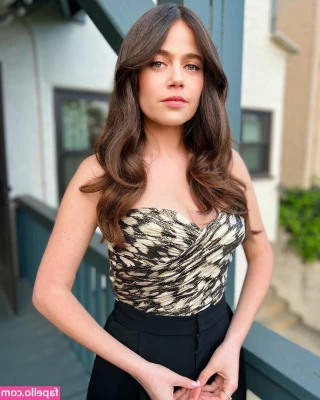 Molly Gordon [ molly-gordon ] - lt 3