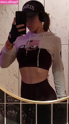Mrs.Bangsi [ mrs-bangsi ] - Quiero tocarme pensando en ti 🤤