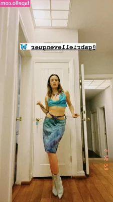 Catalina Garcia [ catalina-garcia ] - Hope you have a furry Friday! 🤭♥️