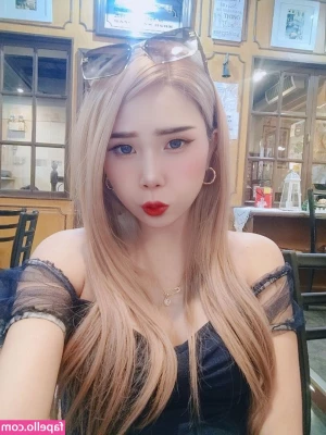 KimLili - You should suck me off while we still have some hot water left