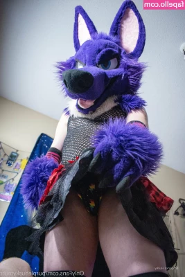 purplehuskymurr - Good Morning #foot and #booty lovers!