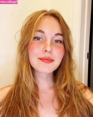 Cassie Claire [ cassie-claire ] - Love a holiday Monday 😈
